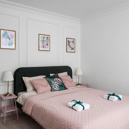 Lovely Downtown Studio At Most Lively Hoza Street, Discover Warsaw On Foot מראה חיצוני תמונה