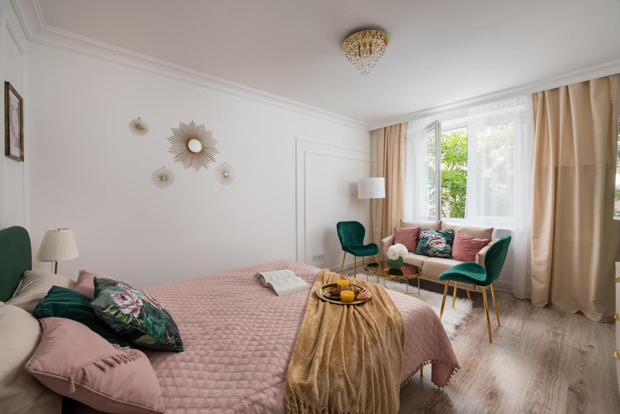 Lovely Downtown Studio At Most Lively Hoza Street, Discover Warsaw On Foot מראה חיצוני תמונה